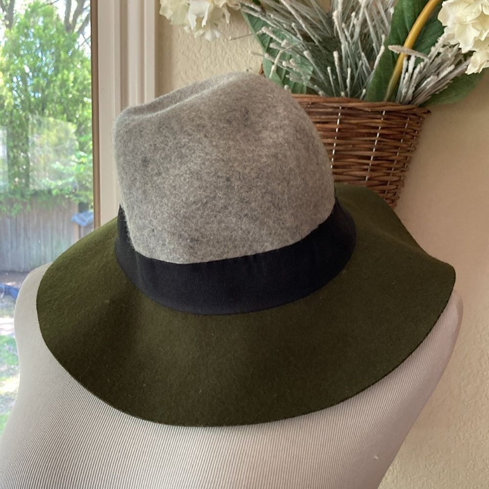 Merona Women’s 100% Wool Tri-Color Color Block Floppy Brim Hat